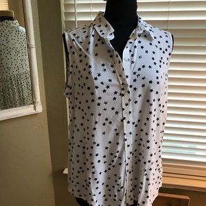 Sleeveless Blouse with Star Print